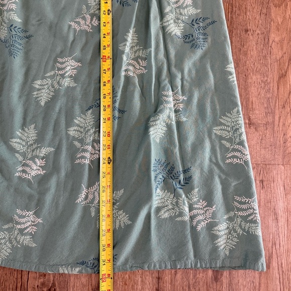 VTG Two Twenty • Botanical Rayon Midi Skirt - Picture 5 of 6